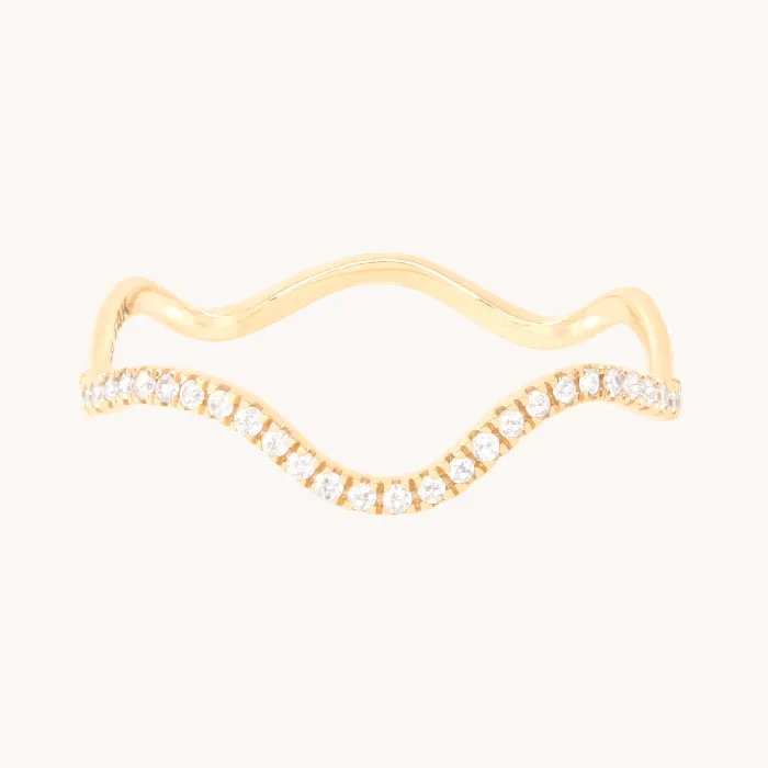 Pavé Diamond Ribbon Ring